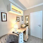 Bed & Breakfast Lux Energy And Garden