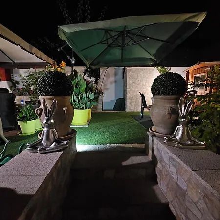 住宿加早餐酒店 Lux Energy And Garden 奧爾比亞